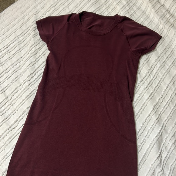 Lululemon Old Style Swiftly Short Sleeve - Picture 4 of 4